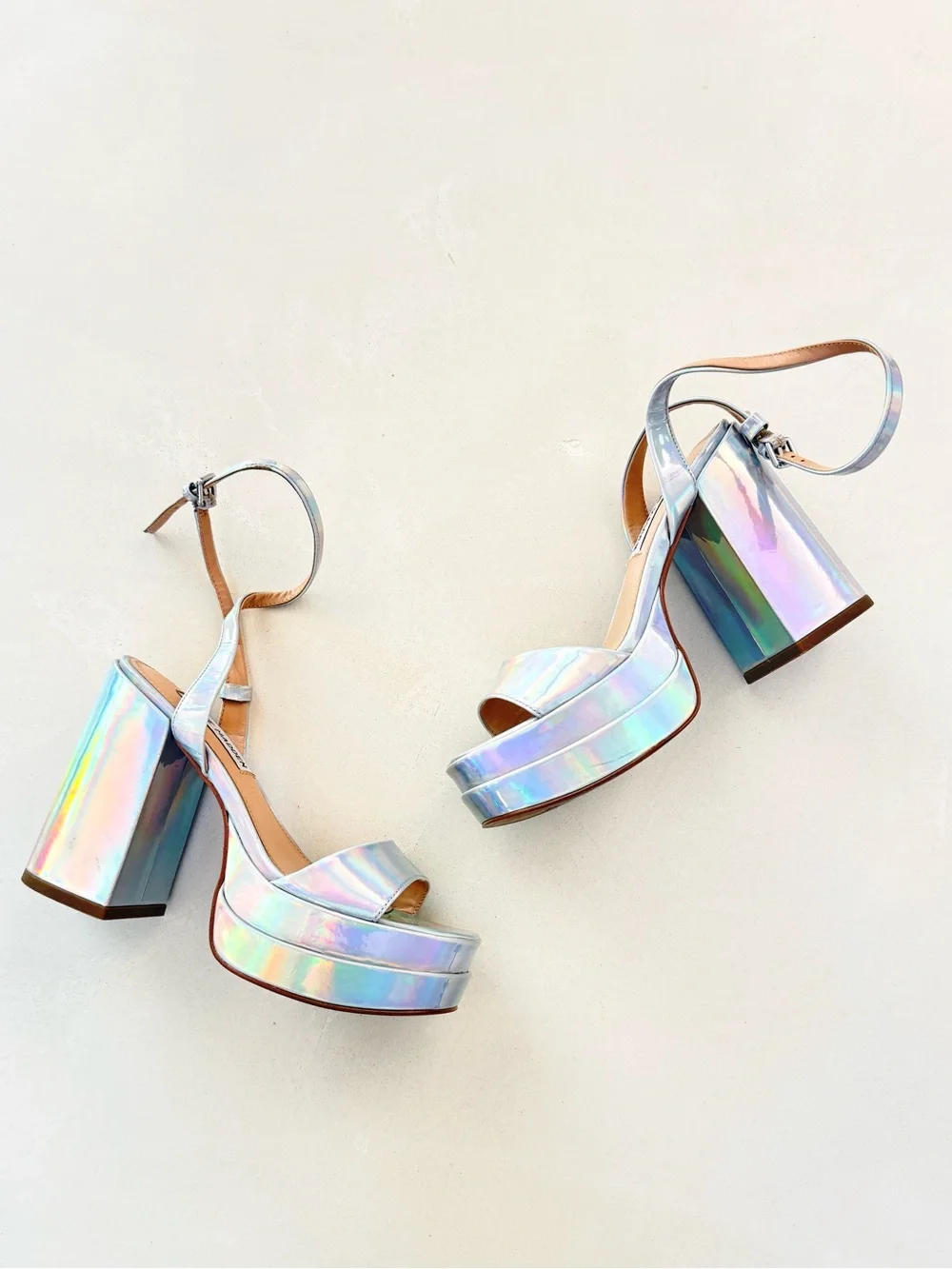 Steve Madden Warped Silver Holographic Open Toe Strappy Platform Heels 6